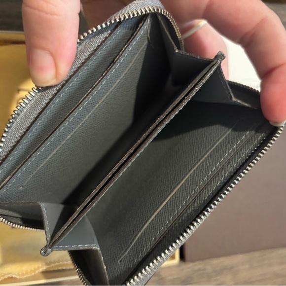 Louis Vuitton Grey Pebbled Taiga Leather Mini Card Holder Zippy Wallet LIKE NEW - Picture 6 of 9